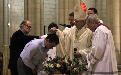 Del comedor del Refugio al Bautismo en la Almudena